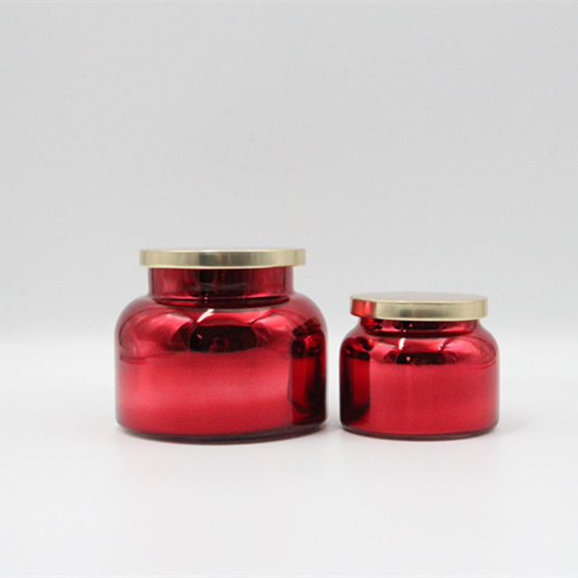 Red Lightweight Ornate Shiny Candle Holder