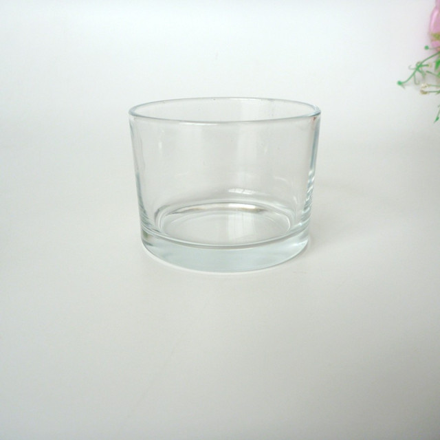 Round Transparent Three Wick Glass Candle Holder